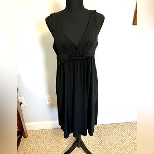 COPY - Essentials by ABS women’s Sleeveless Black Dress back zip size M